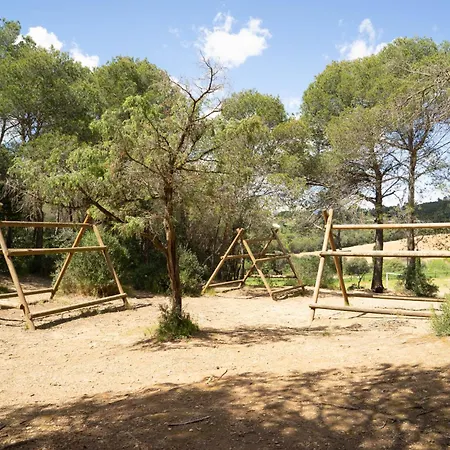 Casa De Colonies, El Ginebro * Vilopríu