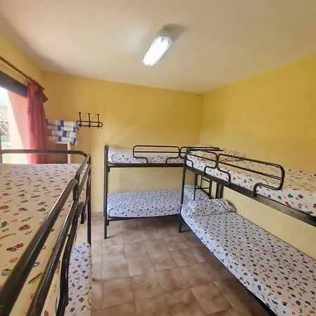 Casa De Colonies, El Ginebro Farm stay Vilopriu